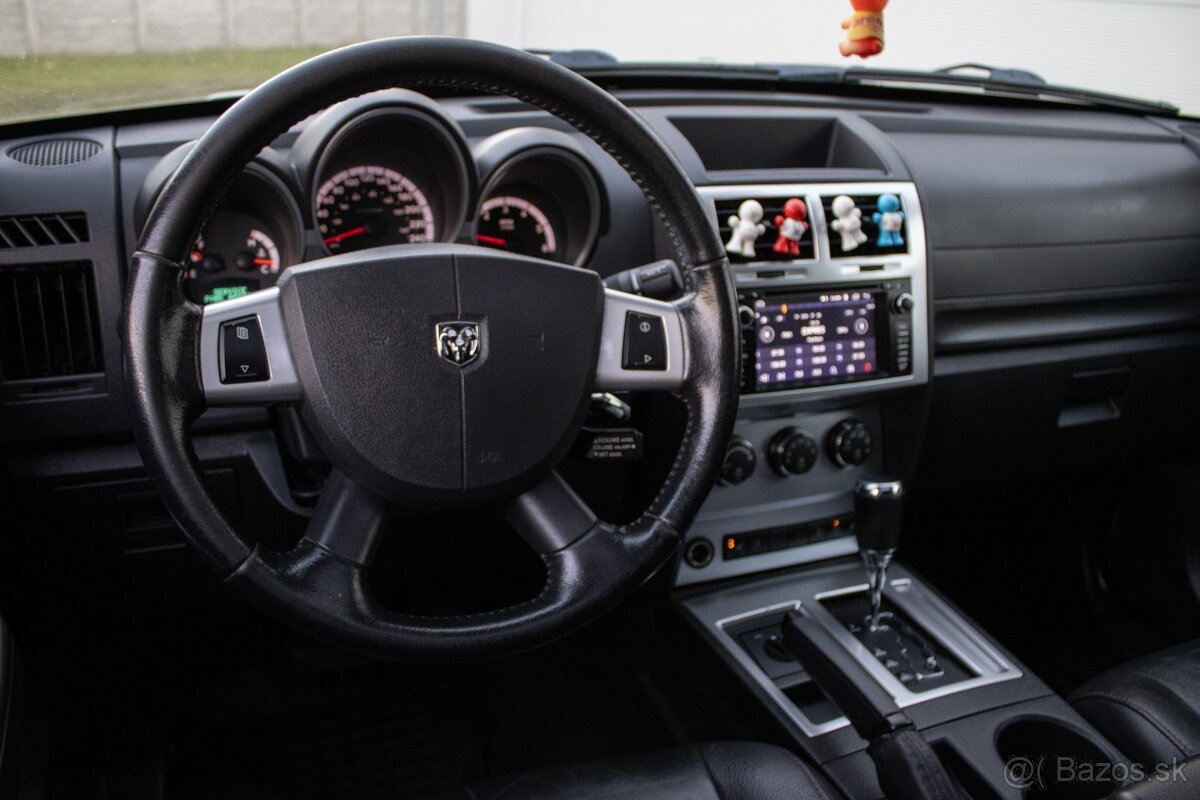 Dodge Nitro 2.8 CRD R/T A/T - 12