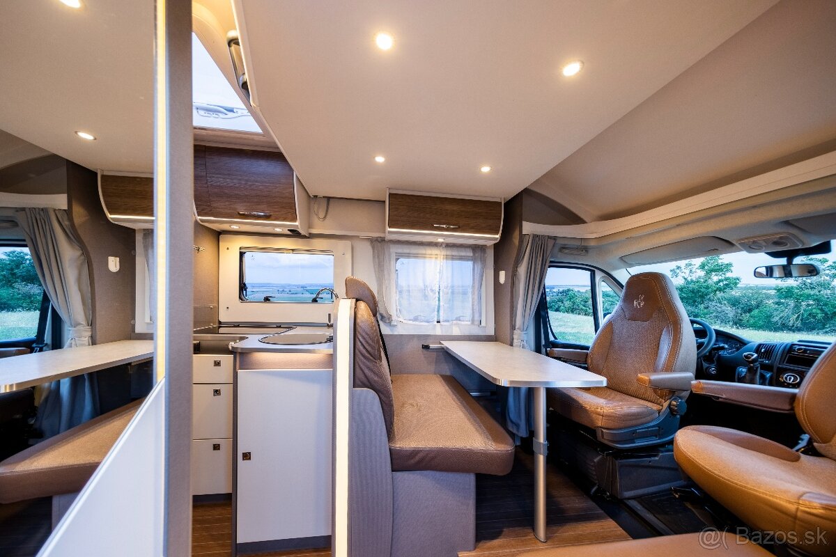 Prenájom Autokaravanu Etrusco T6900 DB - 12