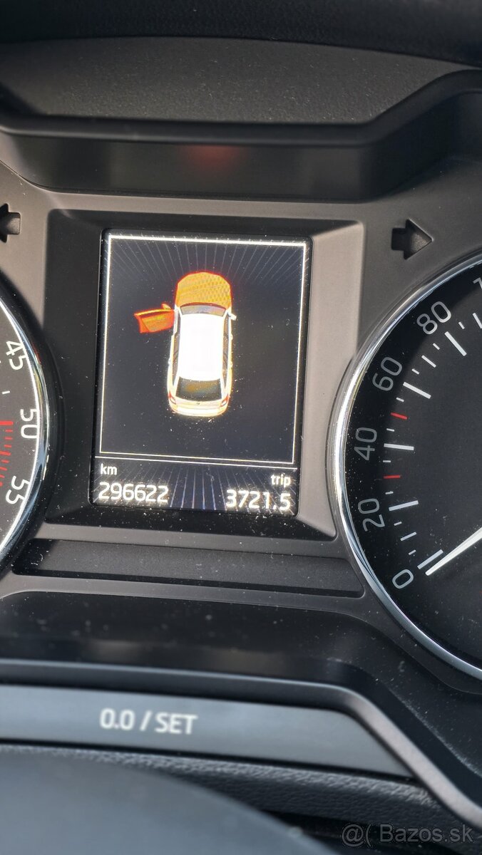 Škoda Octavia 3 2.0 TDI 110kw - 12