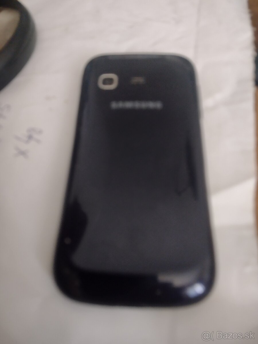 SAMSUNG GALAXY CHAT - 12