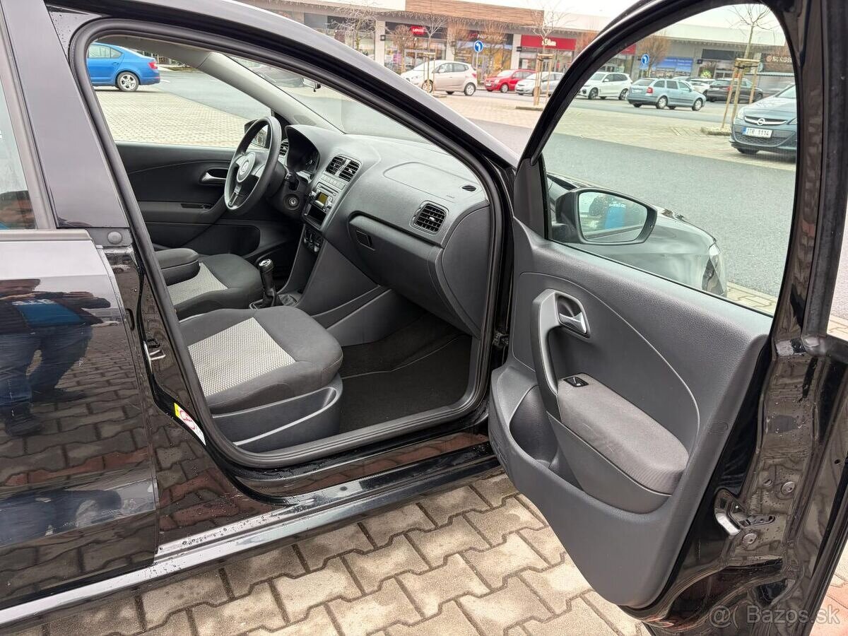 Volkswagen Polo 1.2i 44kw ČR - 12