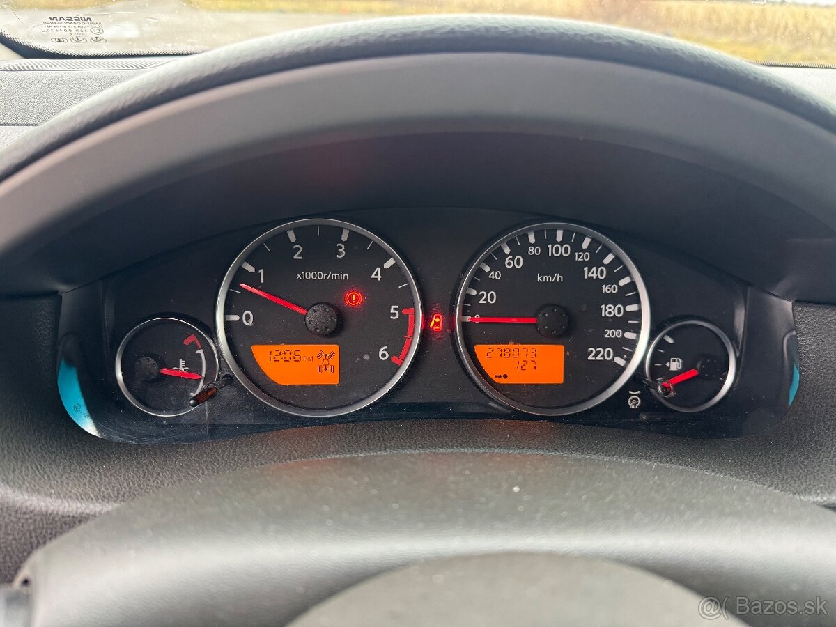 Nissan Pathfinder - 12