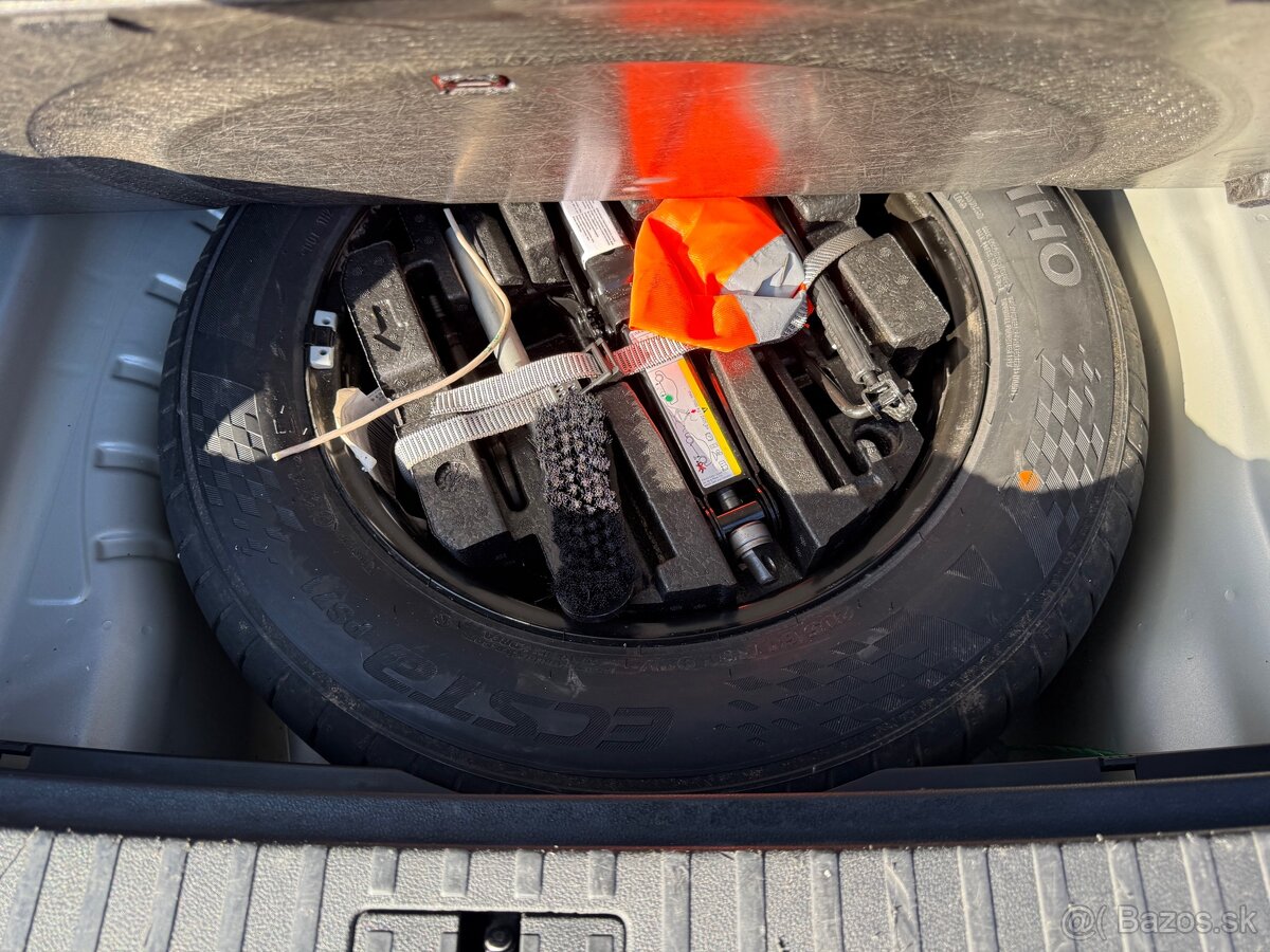 Škoda Octavia Combi 2.0 TDI SCR Style DSG - 12