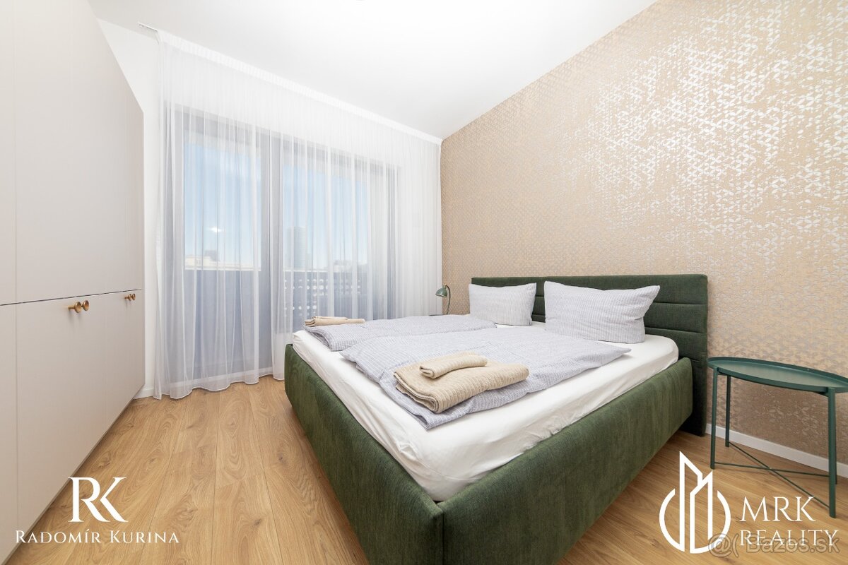 Luxusný kompletne zariadený 2i byt v centre Bratislavy - 12