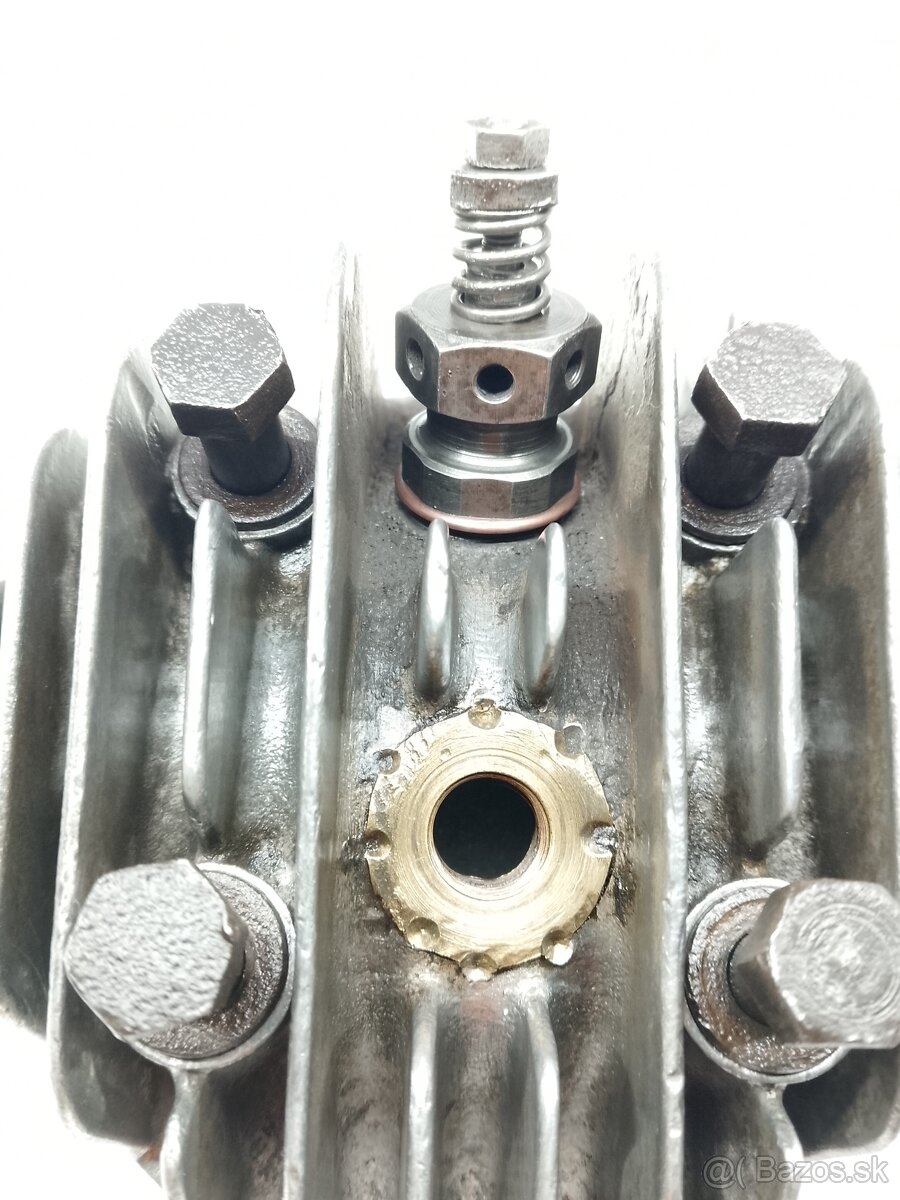 ČZ STANDARD 175 HLAVA & DEKOMPRESOR NA MALÝ VÁLEC ORIGINÁL - 12