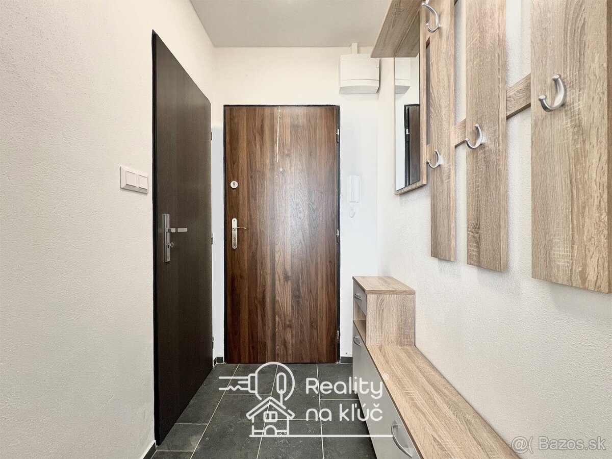 Na prenájom zariadená garsónka na Nábrežnej ulici v NZ - 12