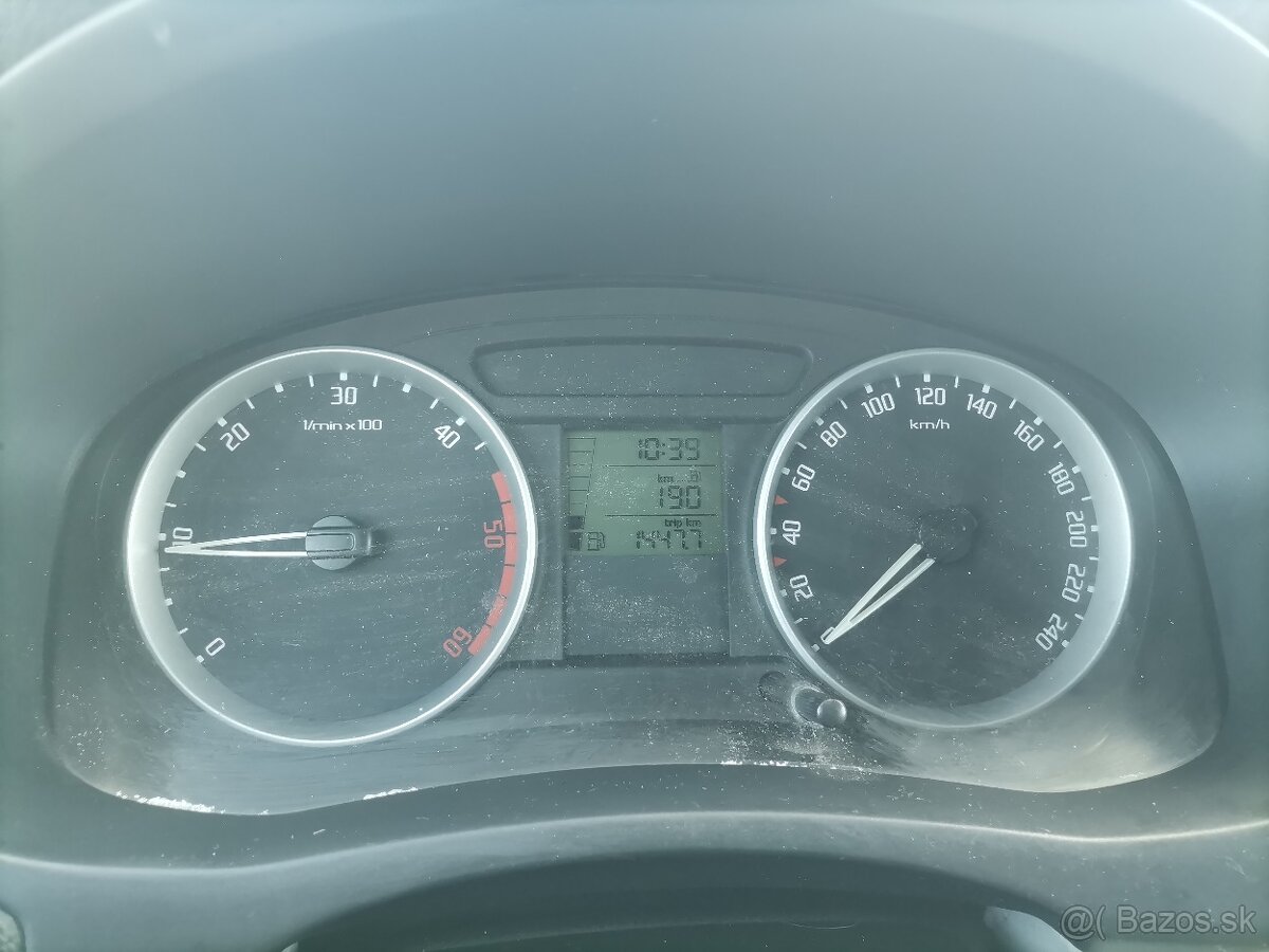 Škoda Roomster - 12