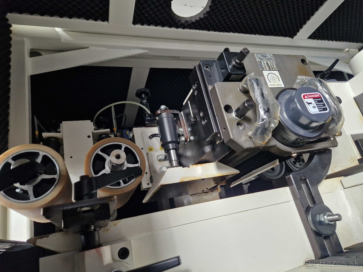 Štvorstránka Leadermac Compact 430 C 300x200mm - 12