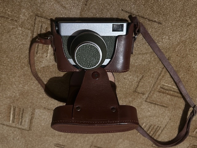 Predám fotoaparáty: - 12