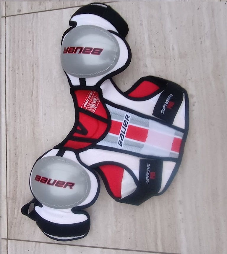 Detská Hokejová výstroj Bauer veľkosť M - 12