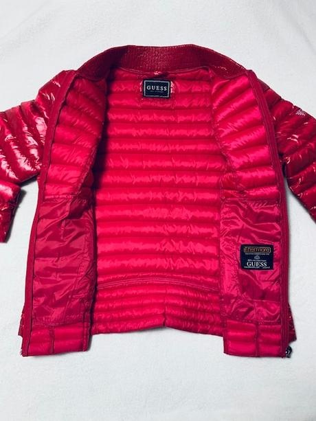 Ružovočervená metalická vetrovka GUESS originál - 12