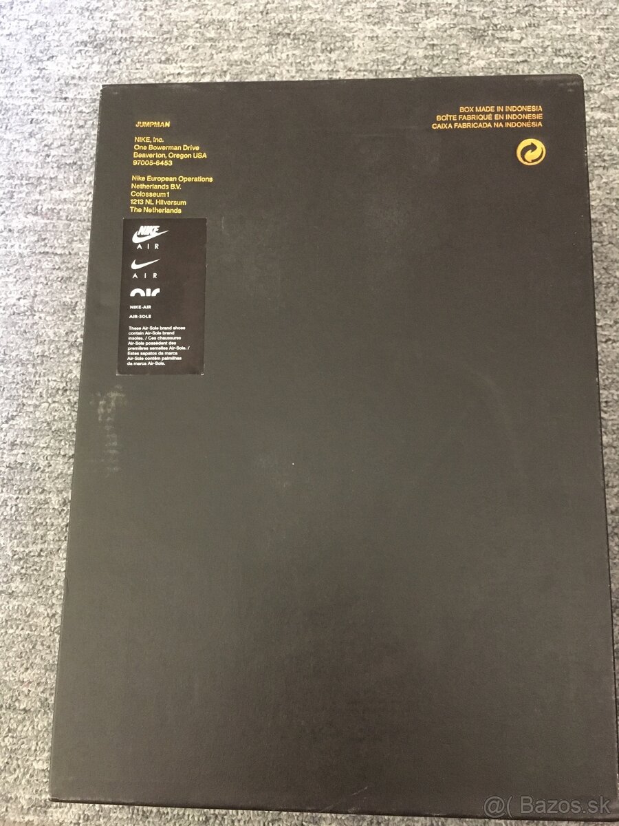 Air Jordan 1 Mid - 12