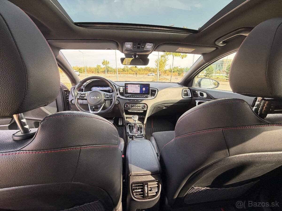 KIA PROCEED GT 1.6 T-GDi - 12