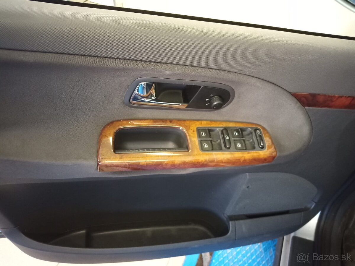 VW Sharan Automat 7 Miestne - 12