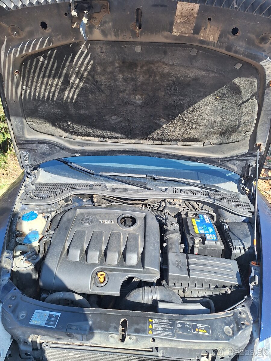 Škoda octavia 2 4x4 1.9tdi 77kw - 12