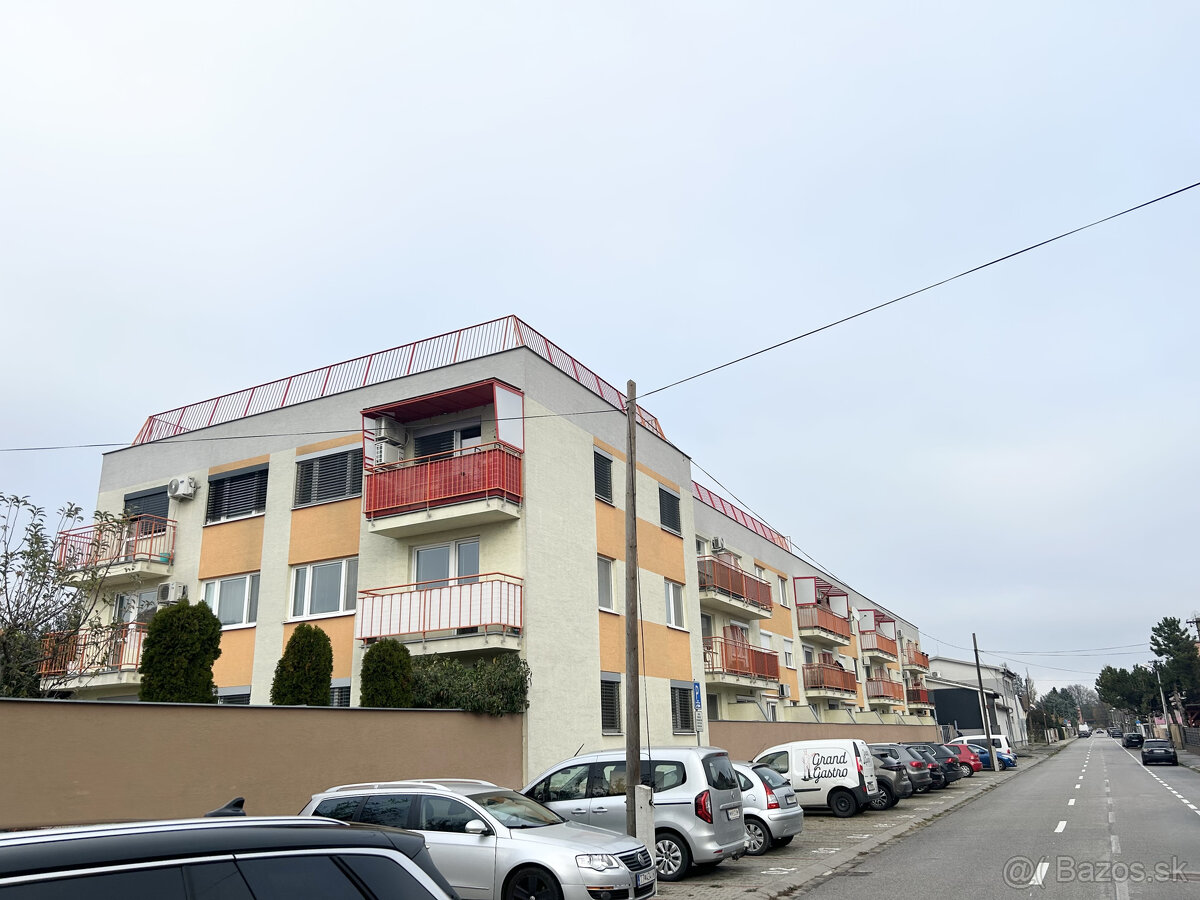 Na predaj 2-izbový byt v Trnave na Odbojárskej ulici - 12