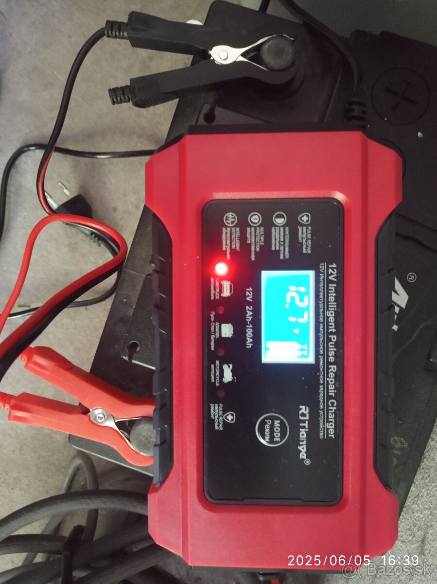 Na predaj inteligentná autonabíjačka 12V/6A - 12