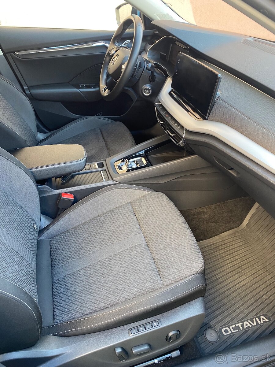 Škoda Octavia - 12