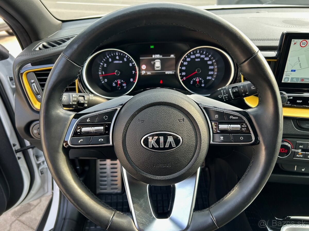Kia XCeed 1.4 T-GDi Platinum A/T - 12
