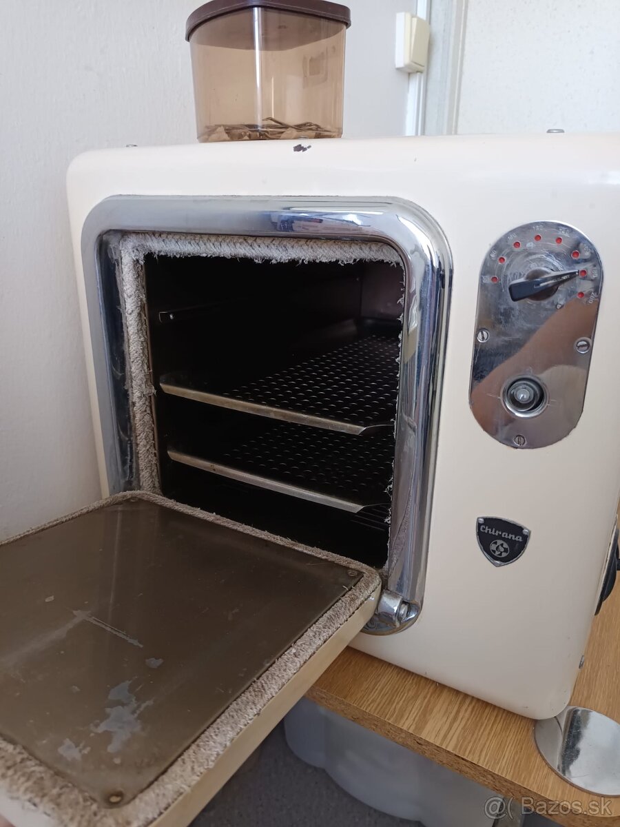 Vybavenie do salónu - 12