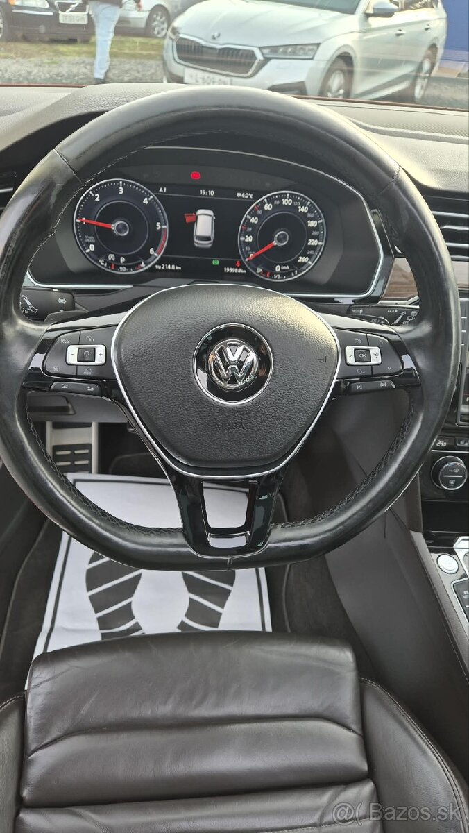 Predám Volkswagen Passat Alltrack 2.0biTD 4MOTION - 12