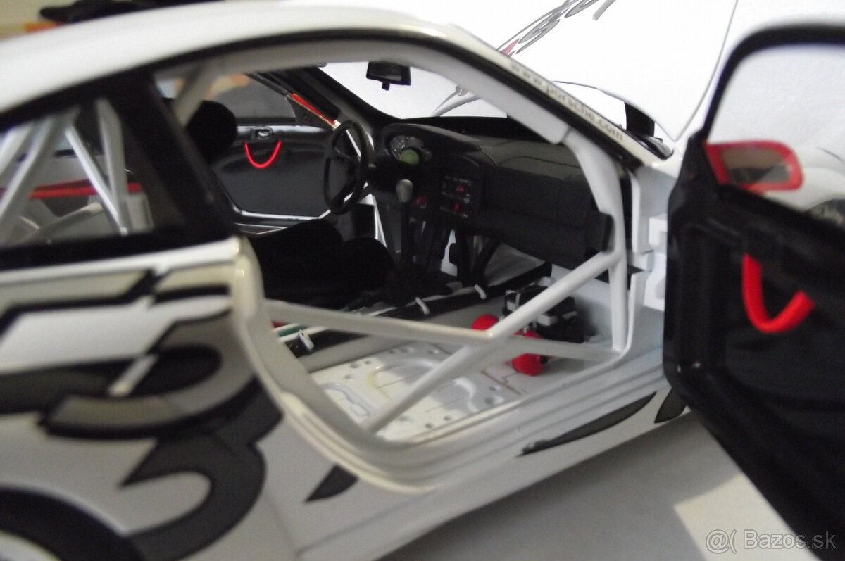 1:18 Porsche 911 GT3 - 12