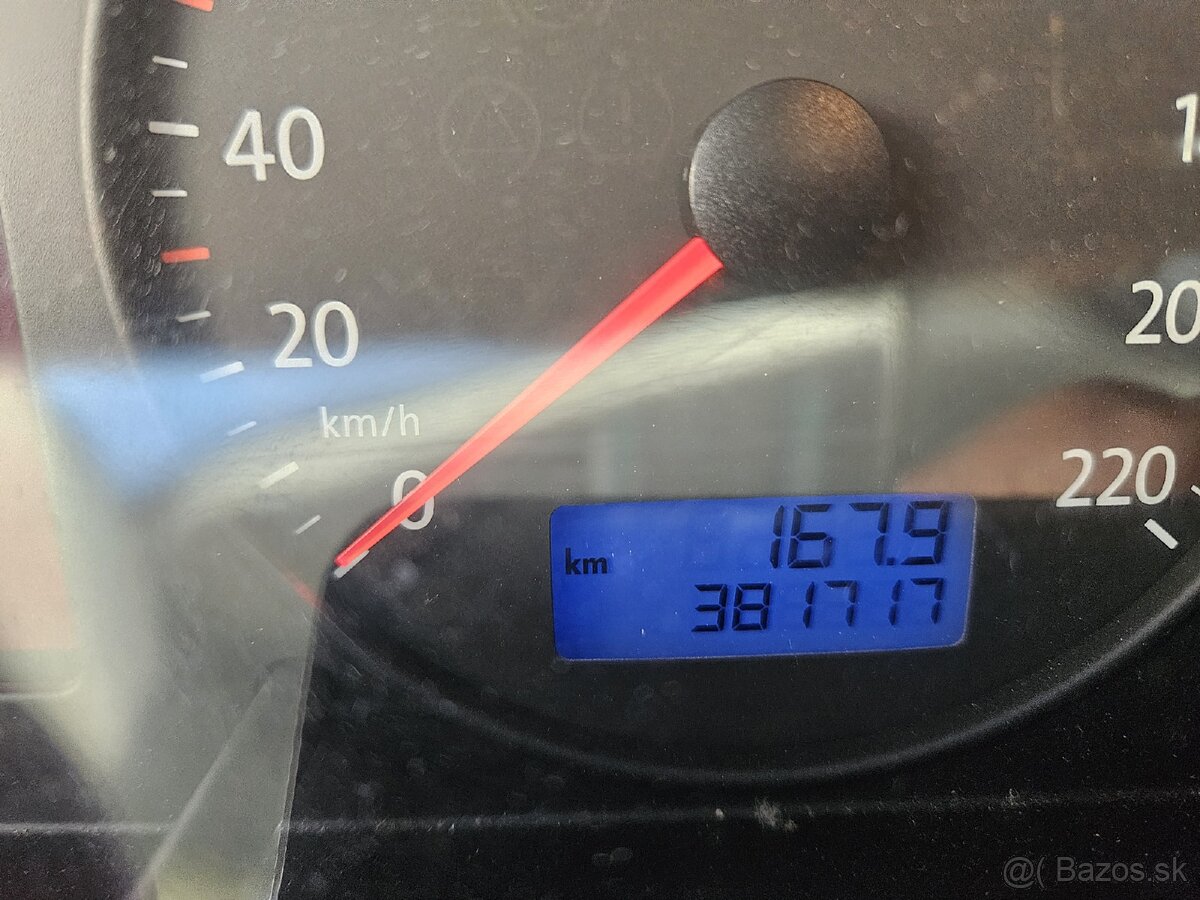 Volkswagen Caravelle 2.5 TDI long - 12