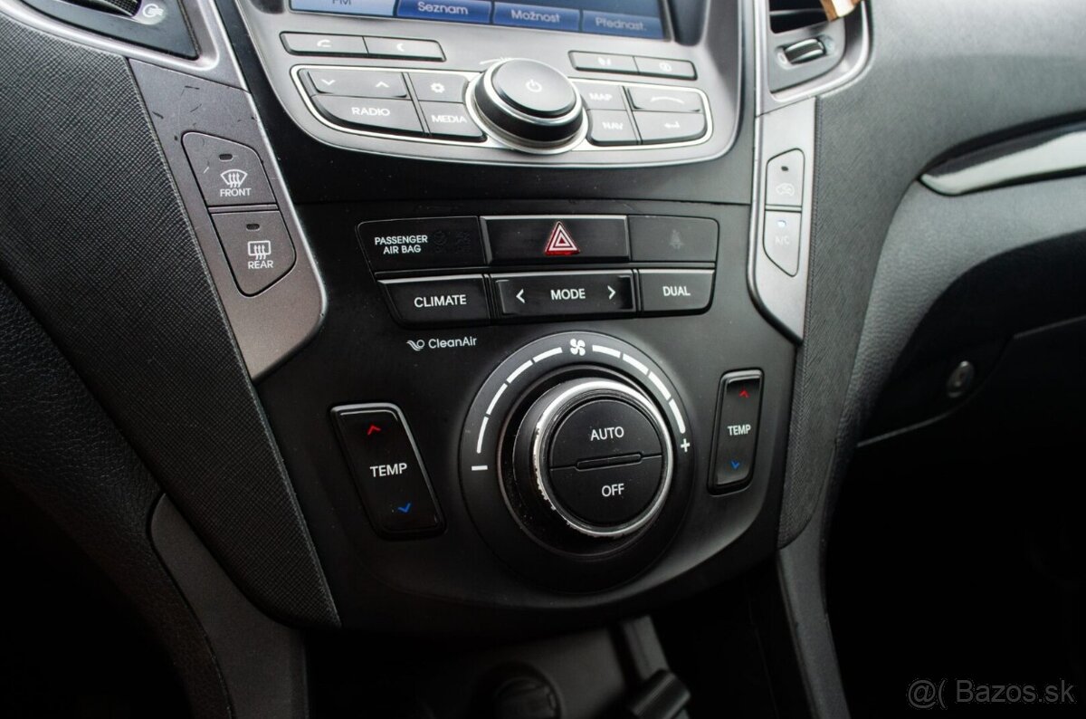 Hyundai Santa Fe 2.2 CRDi VGT 4x4 - 12