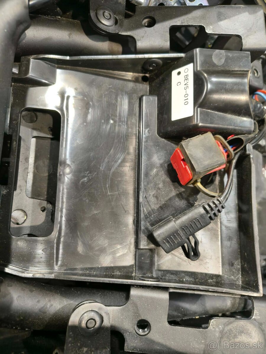 Yamaha Mt 03 321cc 31kw - 12