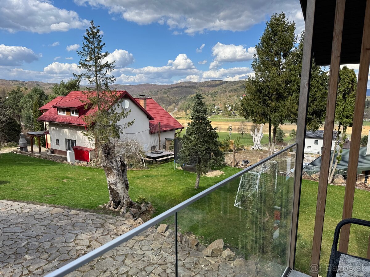 luxusná rekreačná chata v časti Dobrá - 12