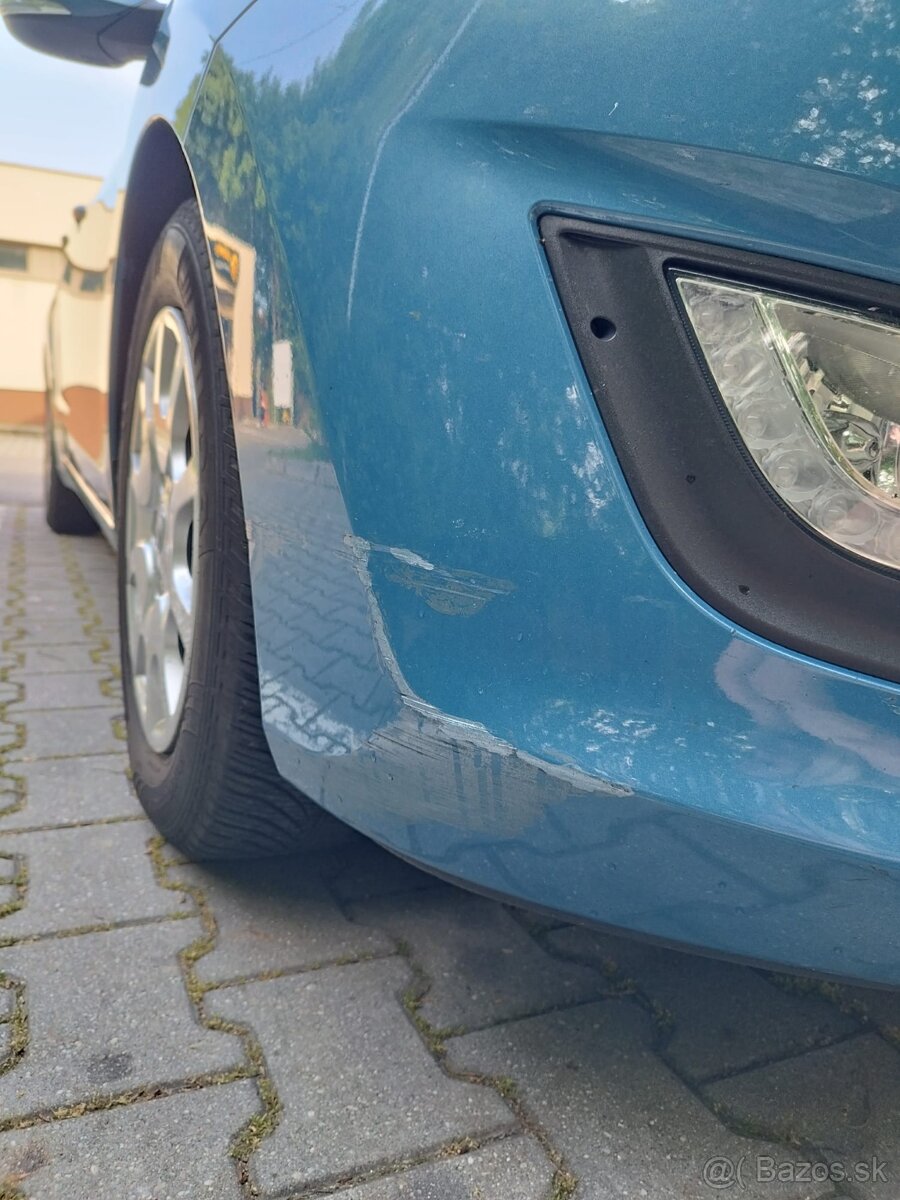 Predám Hyundai i30 1, 4 diesel combi - 12