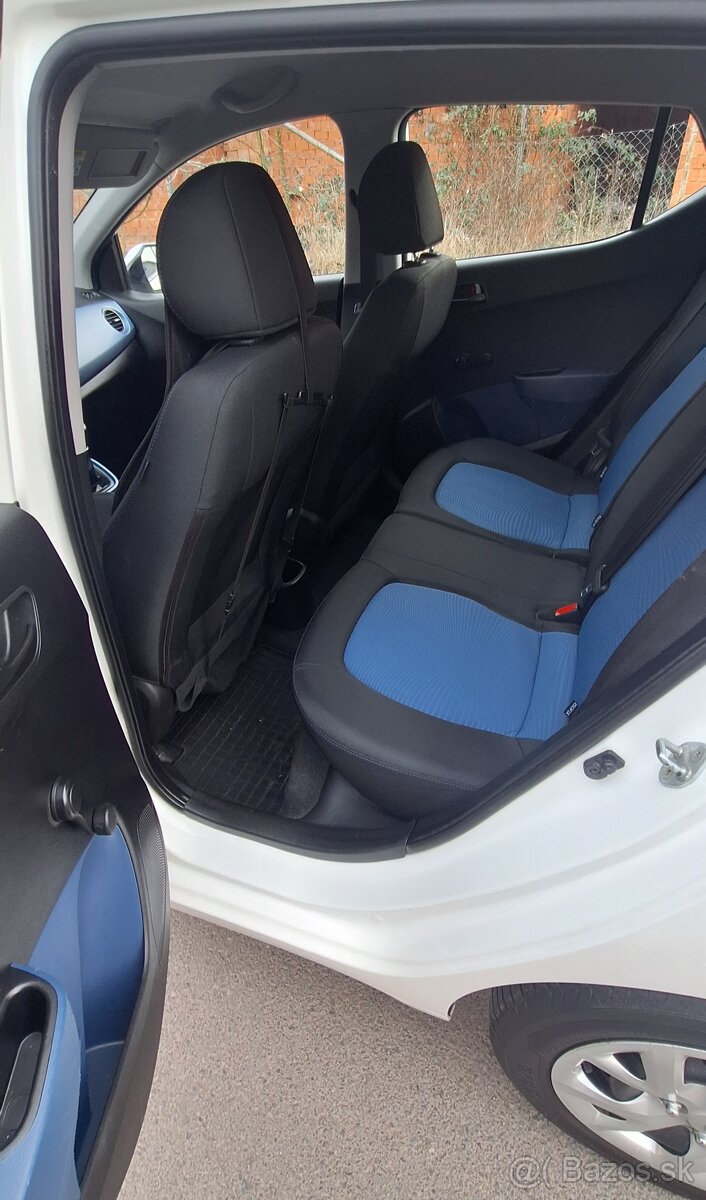 Hyundai i10 1.0i Benzin - 12