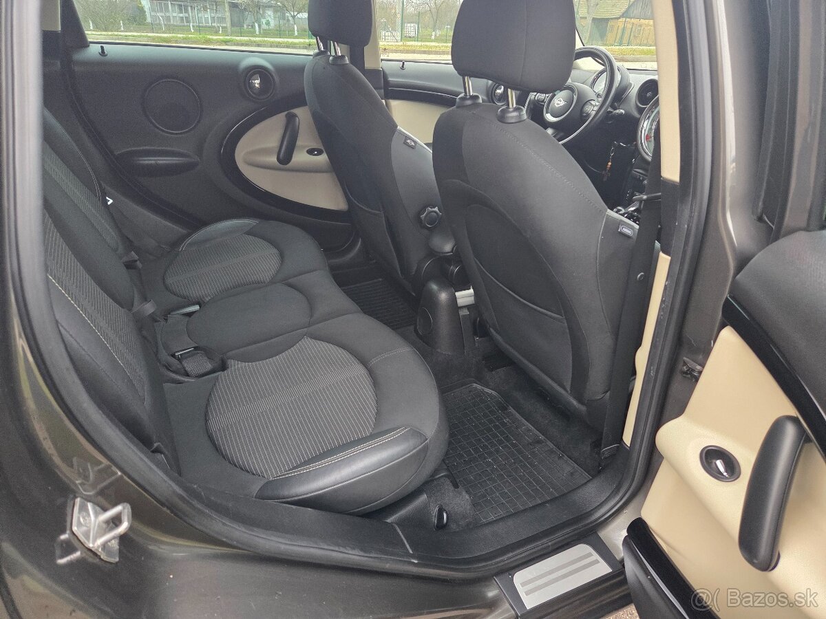 Mini Countryman Cooper D ALL4 A/T - 12