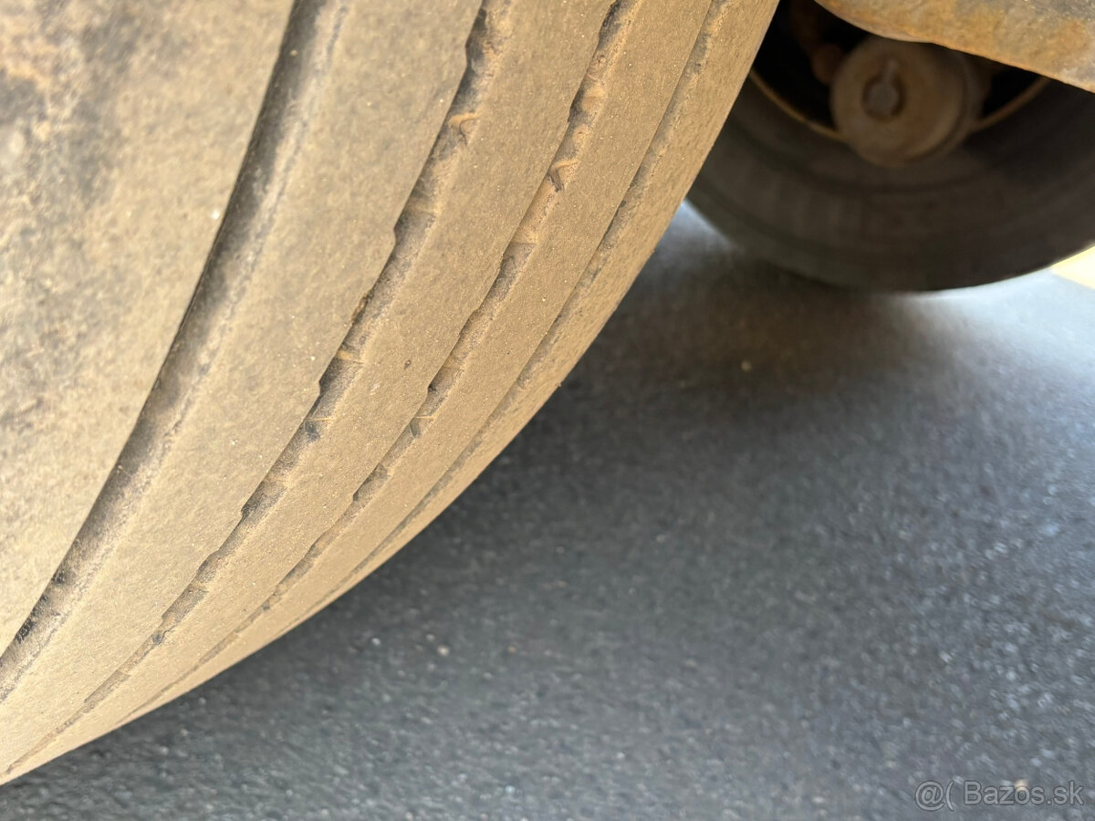 Prodám valníkový návěs SCHWARZMÜLLER RSA 3/E - 12