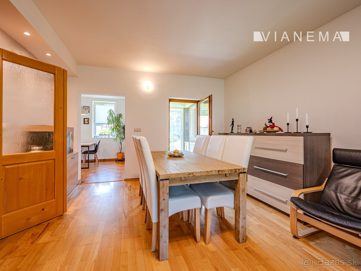 IBA U NÁS Na predaj štýlový 5 - izbový rodinný dom - Horný - 12