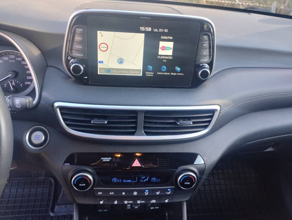 Hyundai Tucson 2.0 CRDi Premium 4x4 - 12