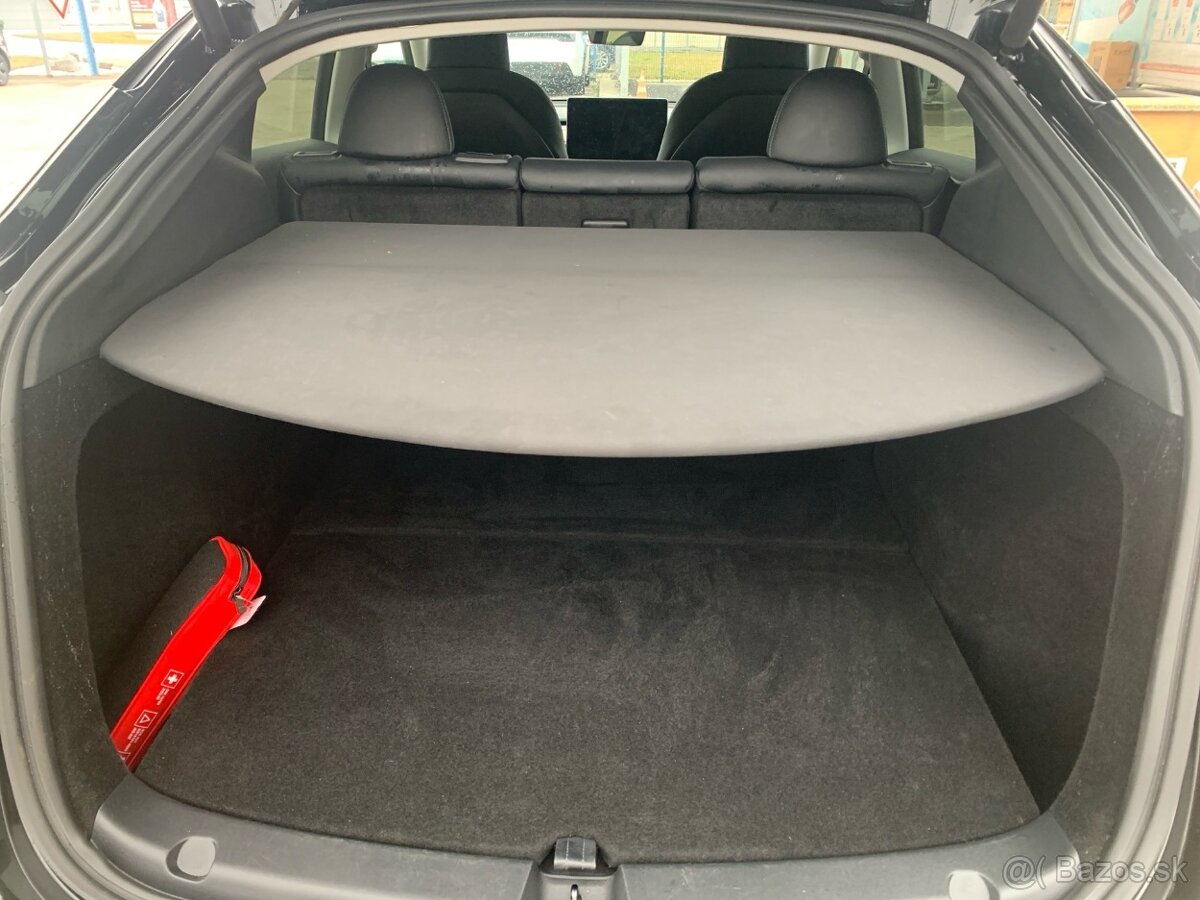 Tesla Model Y 2023 Long Range AWD SoH 95 - 12