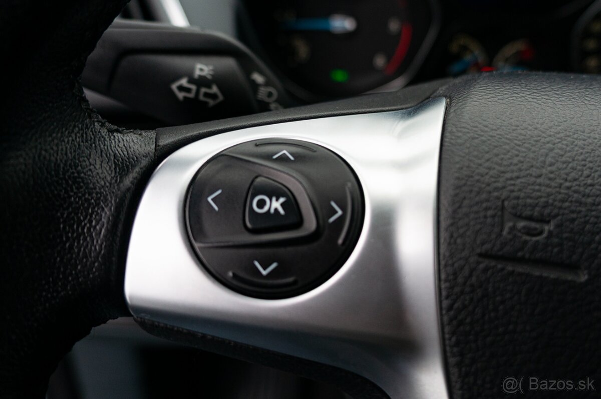 Ford Grand C-Max 2.0 TDCi TITANIUM (7-míst) - 12