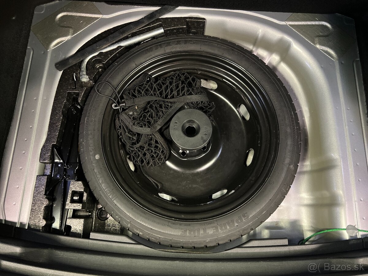 Škoda Karoq 1.5 TSI ACT Style DSG - 12