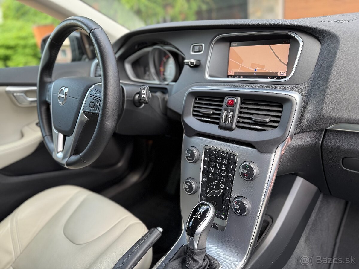 VOLVO V40 2.0 D3 Automat INSCRIPTION - 12