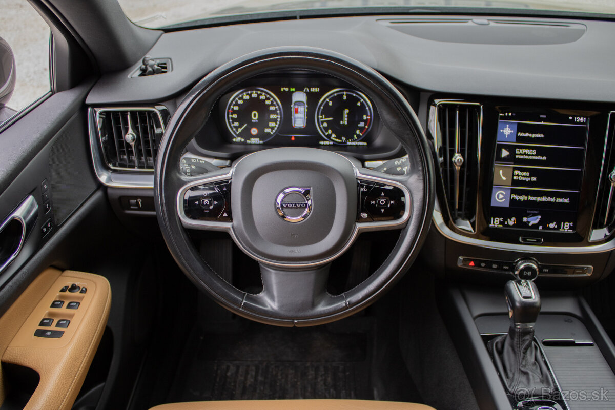 Volvo V60 D3 Momentum 110 kW A/T - 12