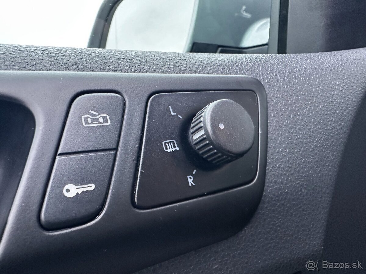 Volkswagen Polo 1.2 benzín 2009 - 12