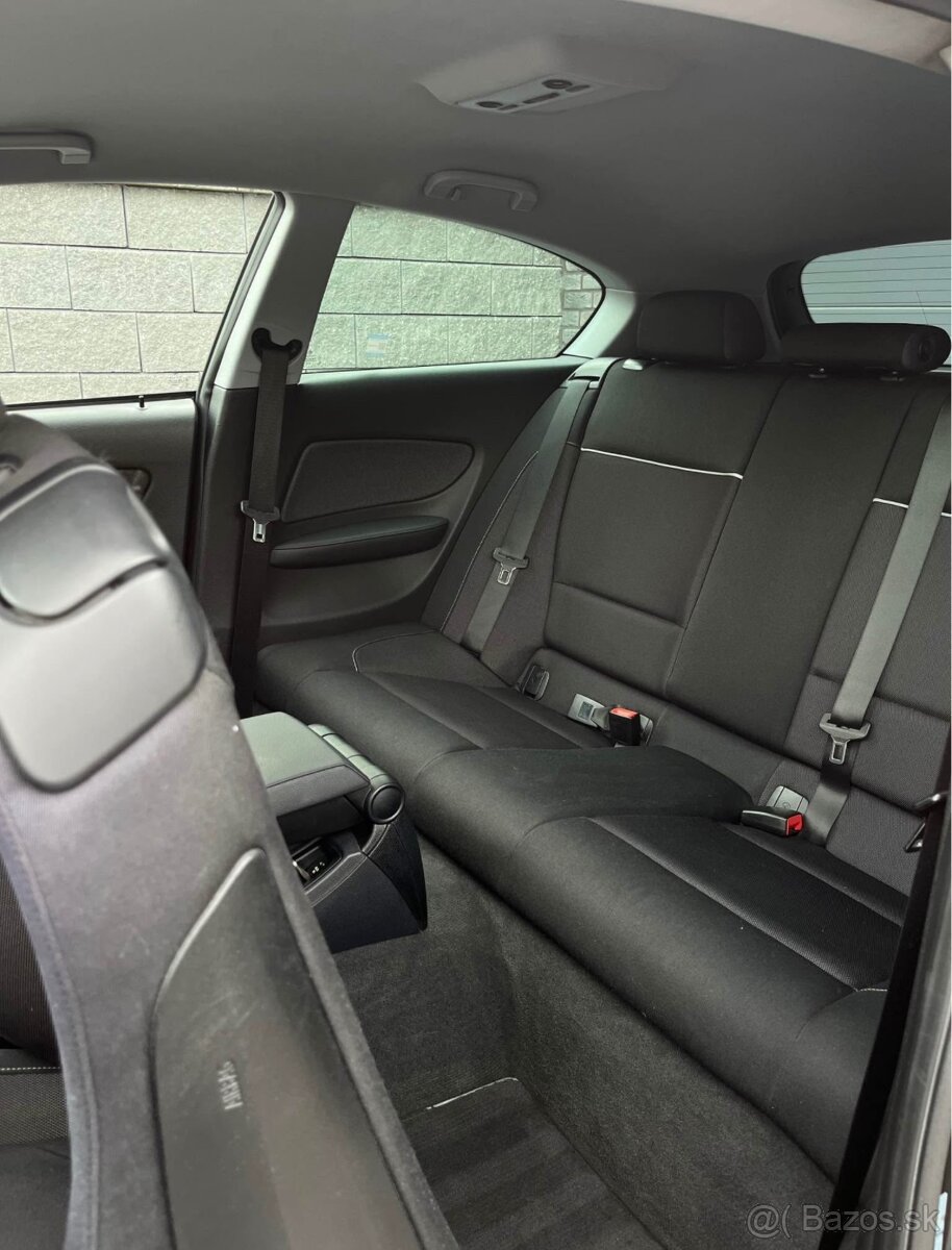 BMW 1 (E81) 116i – M sport - 12