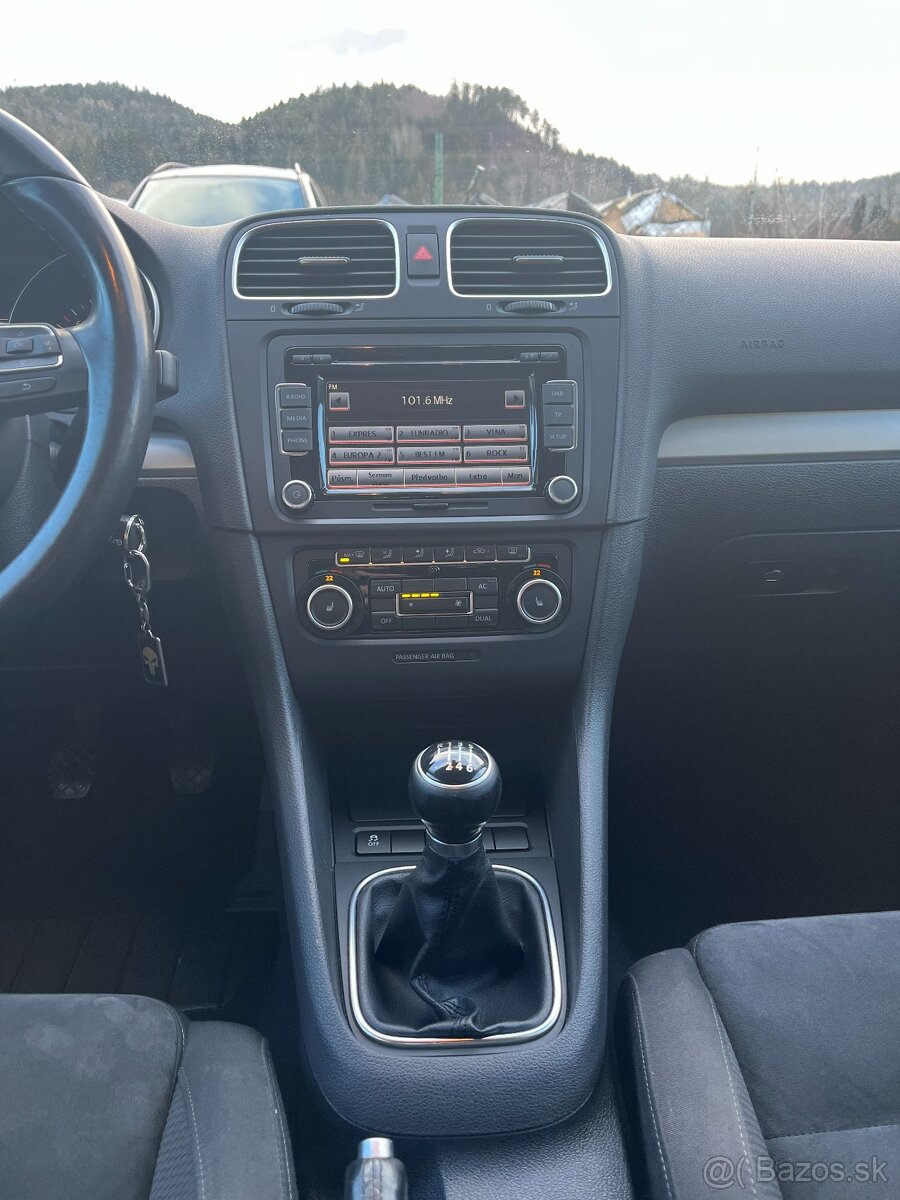 VW Golf 1,4 tsi, 118 kw - 12