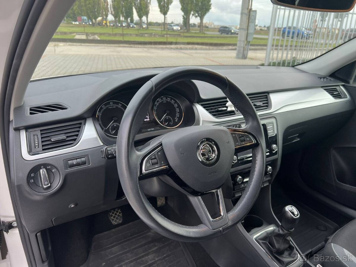 Škoda Rapid 1.0 TSI Extra EU6 - 12