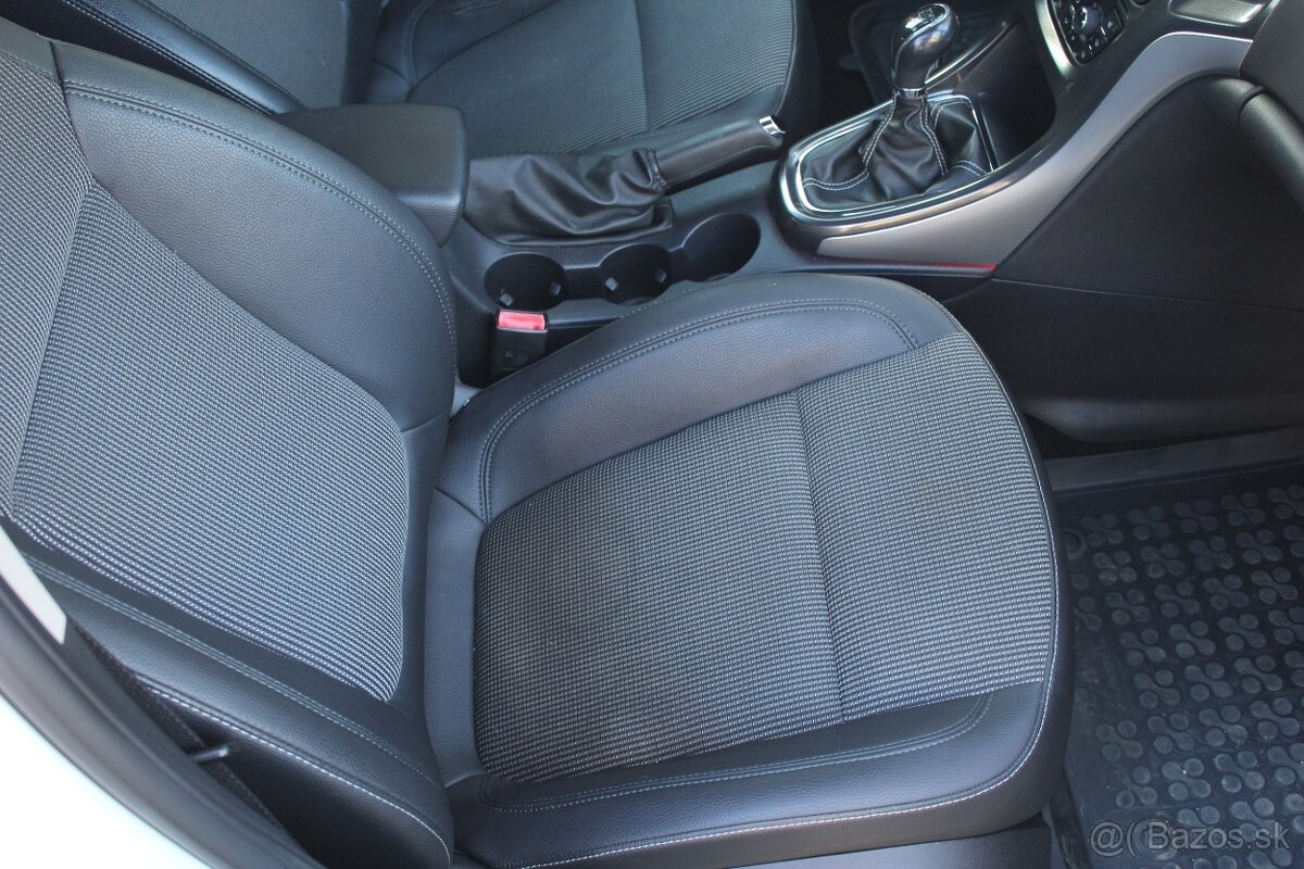 opel astra 1.4 benzín - 12