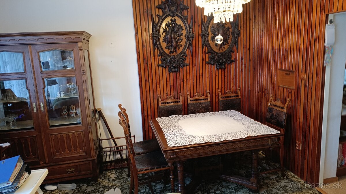 Predám starožitný jedálenský stôl - 12