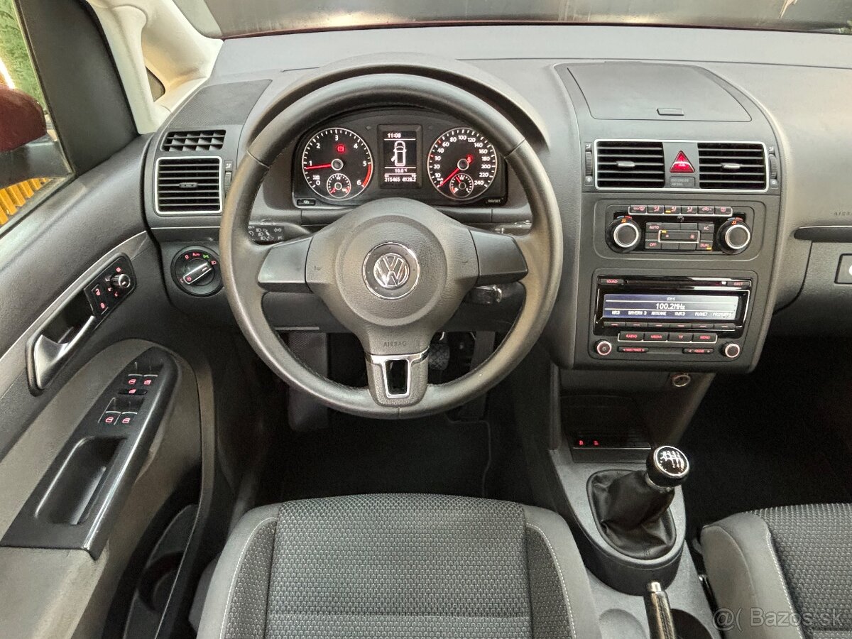 Volkswagen Touran 1.6 TDI BlueMotion Comfortline - 12
