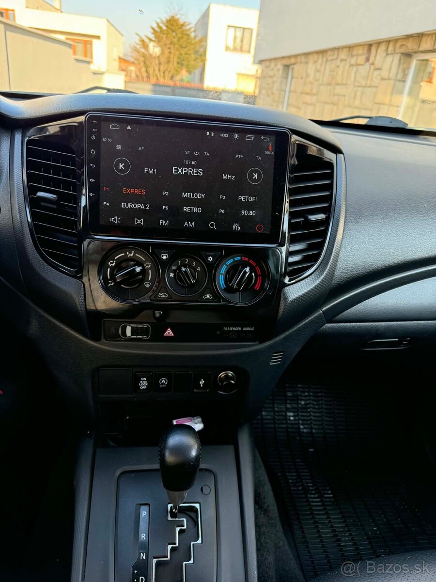 Mitsubishi L200 - 12