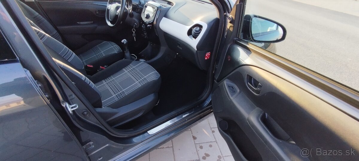 Peugeot 108 1.2 r.v.2018 96tis km - 12